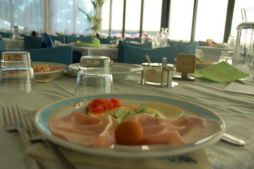 Hotel Tiffany'S Cattolica 3*,